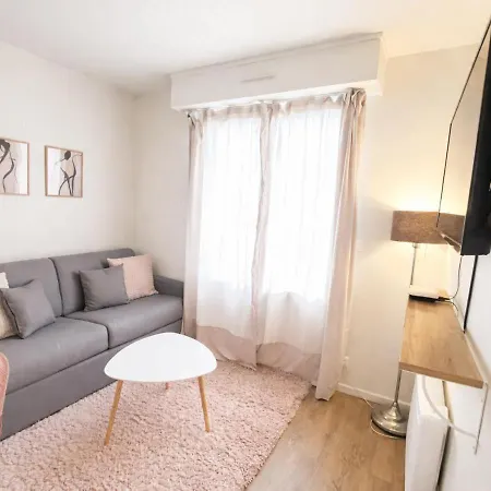 Parenthese Cosy, Parking, Paris 25 Min * ארמו